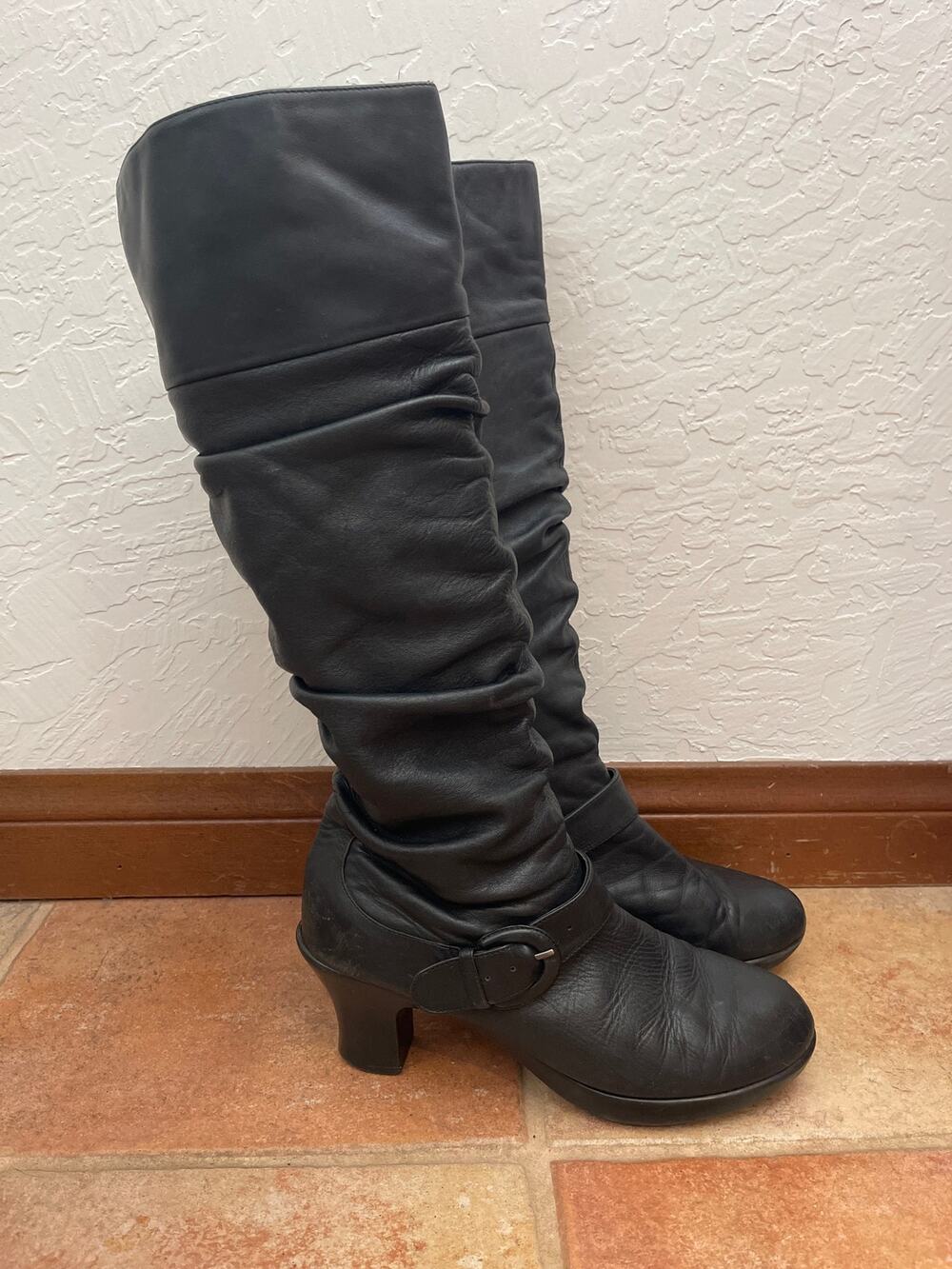 Dansko Brinkley Black Leather Slouchy Tall Boots Women's Size 40